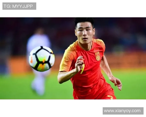 中国足球明星武磊精彩颠球技巧展示挑战极限掌控足球艺术 中国足球明星武磊精彩颠球技巧展示挑战极限掌控足球艺术